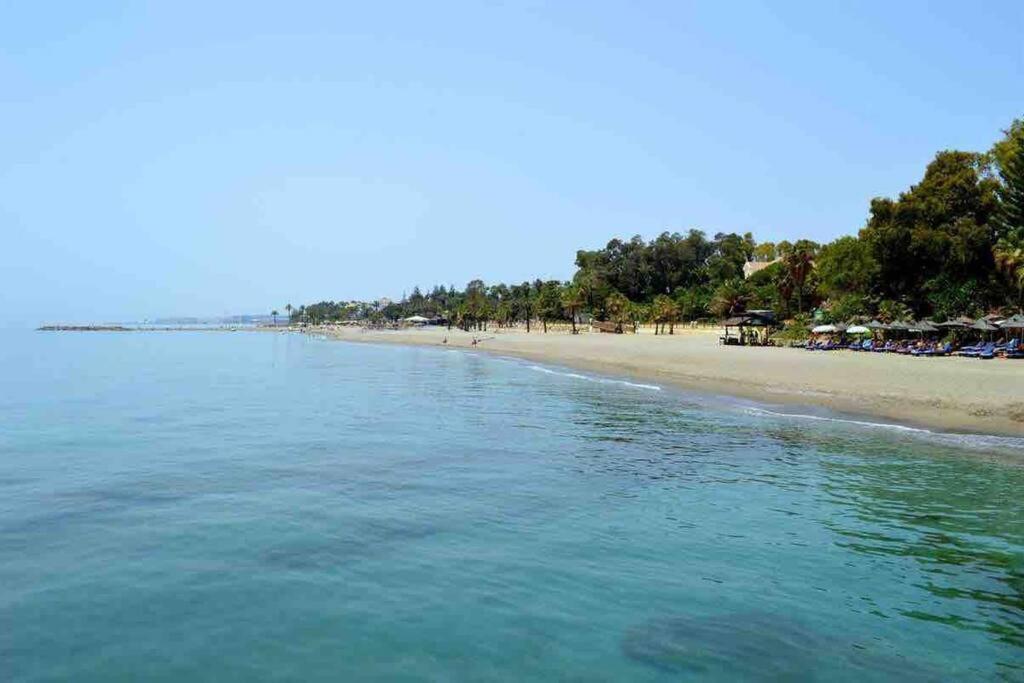 Hermoso Apartamento En Casco Antiguo De Marbella ! Bagian luar foto